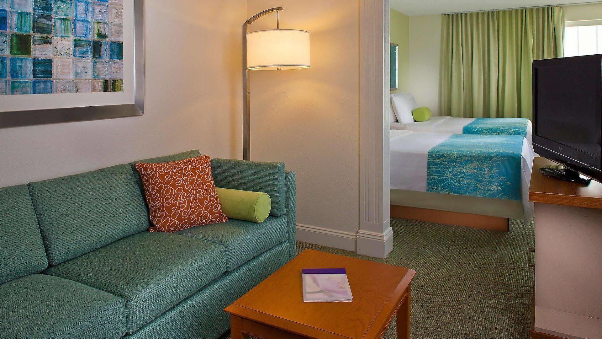 Springhill By Marriott Warehouse Arts District Hotel