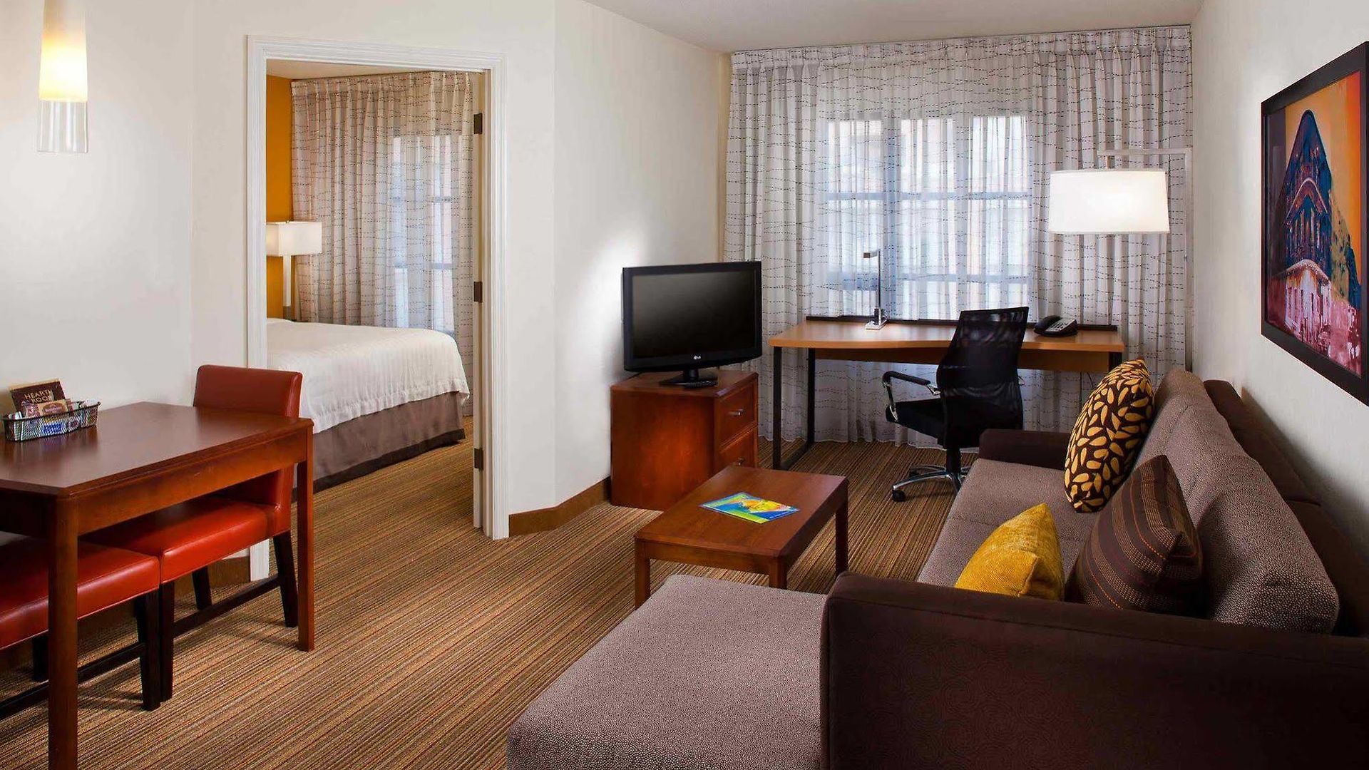 Hotel Sonesta Es Convention Center 3*