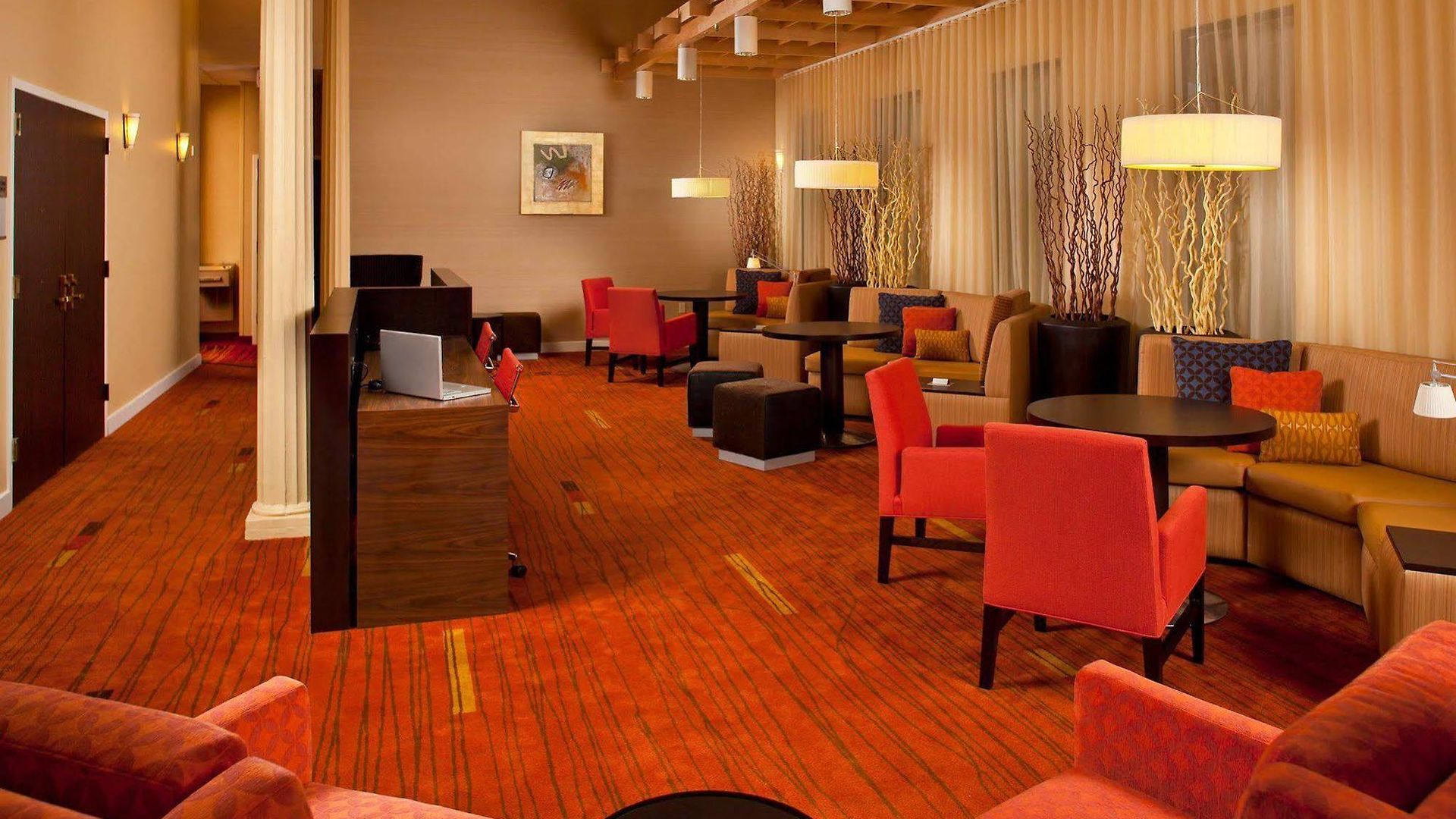 Hotel Courtyard By Marriott Downtown Near The French Quarter 3*