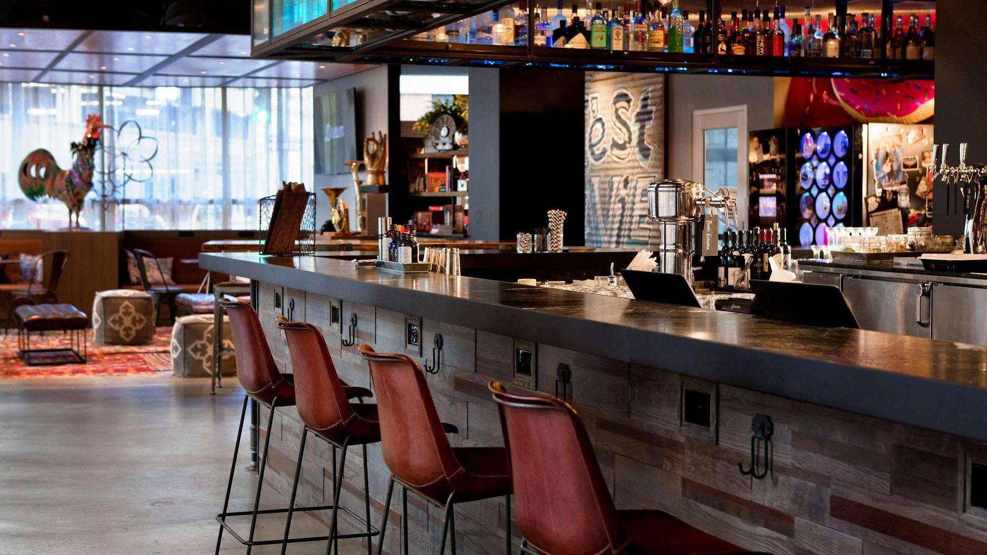 Hotel Moxy Downtown/french Quarter Area