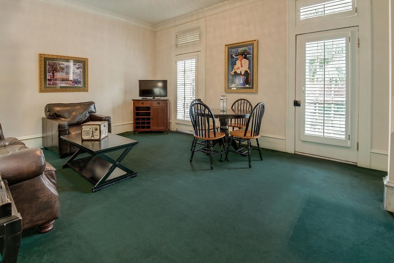Chateau Orleans Aparthotel New Orleans