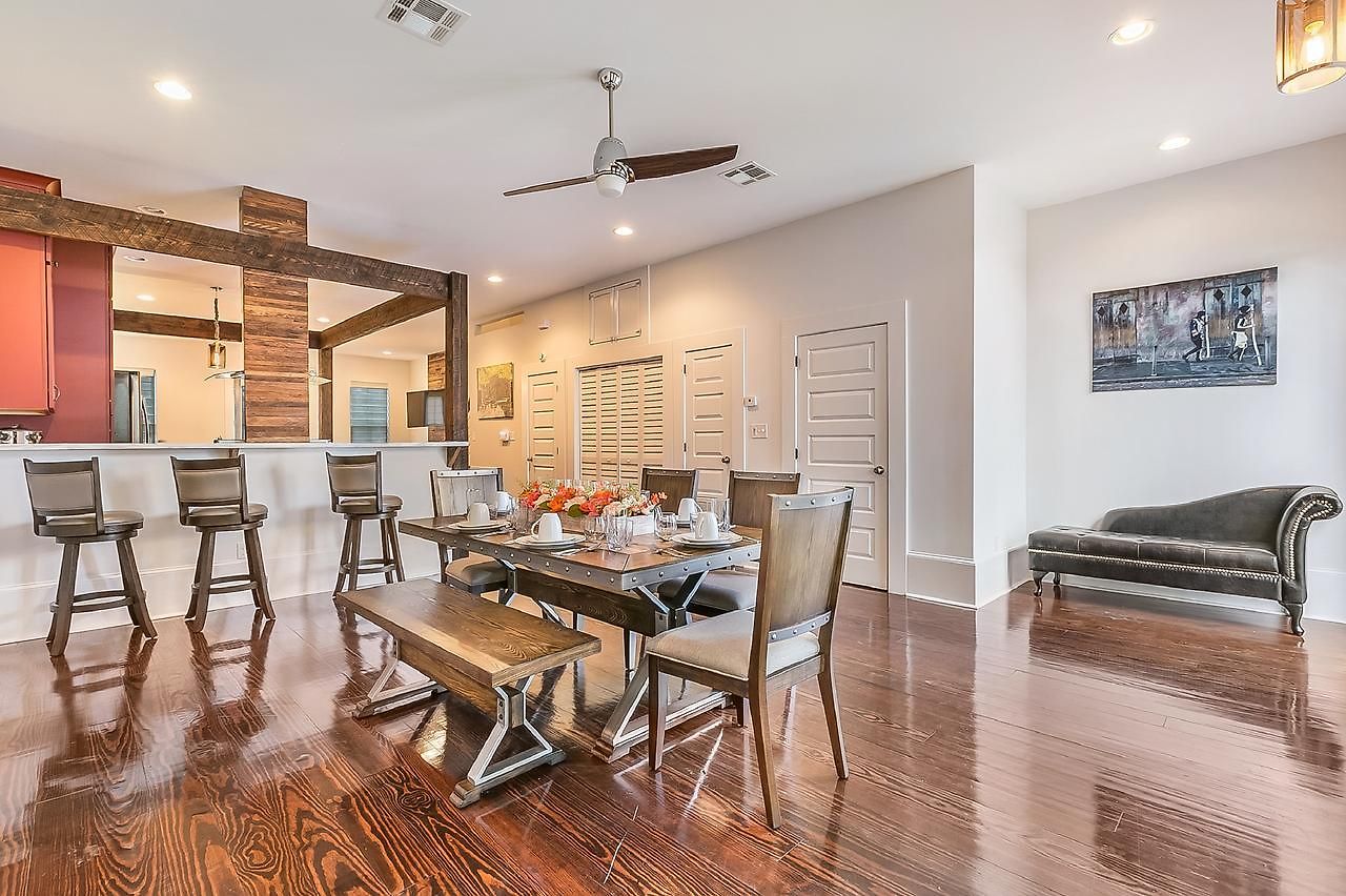 Spacious Loft-style 3br Townhouse By Hosteeva Apartment New Orleans