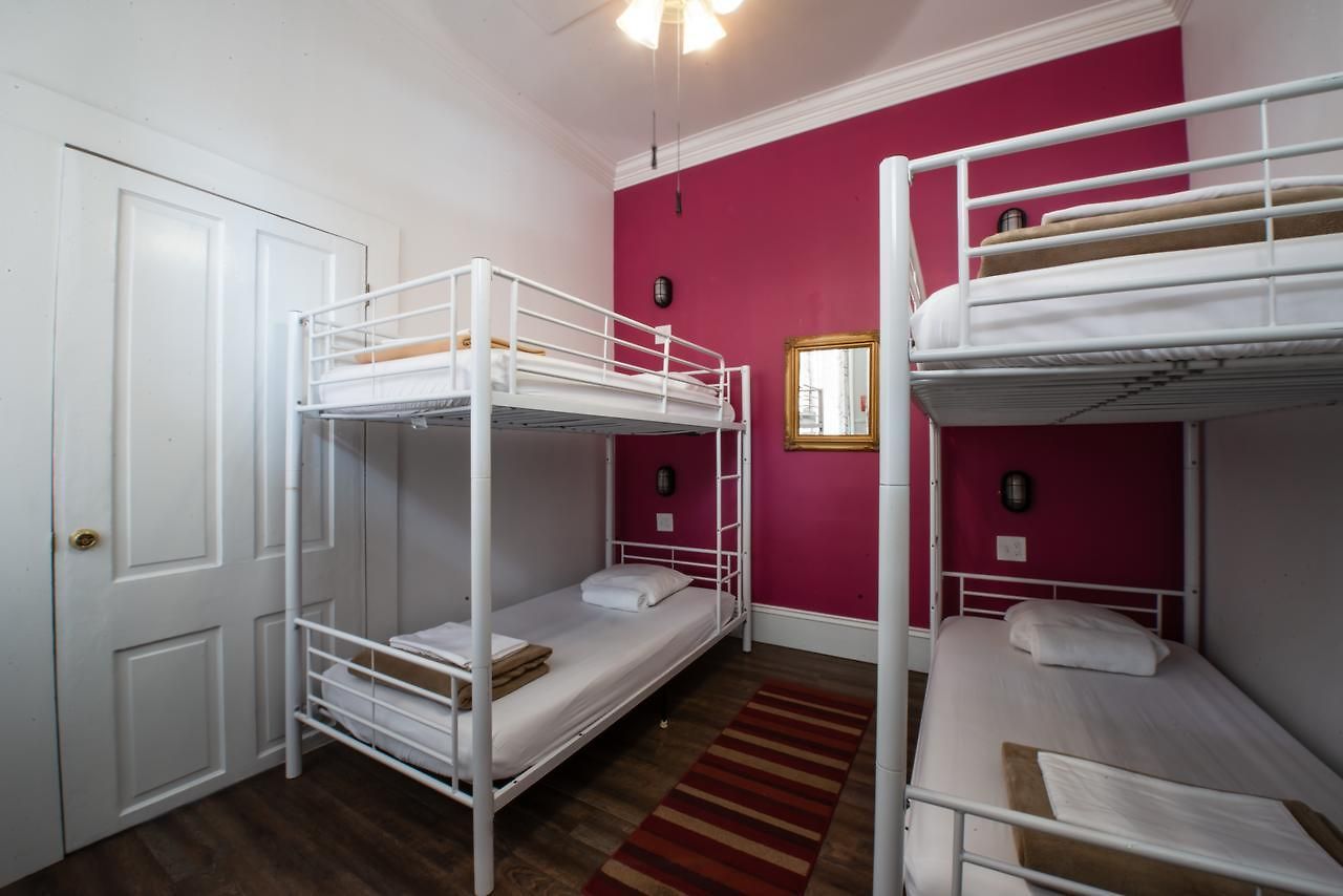Hostel Auberge Nola