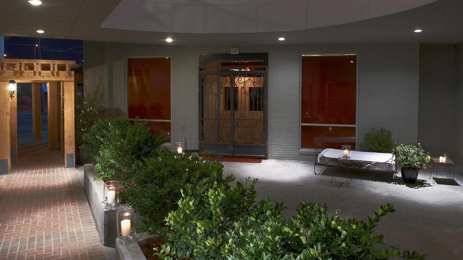 Express - Arts District By Ihg Hotel New Orleans