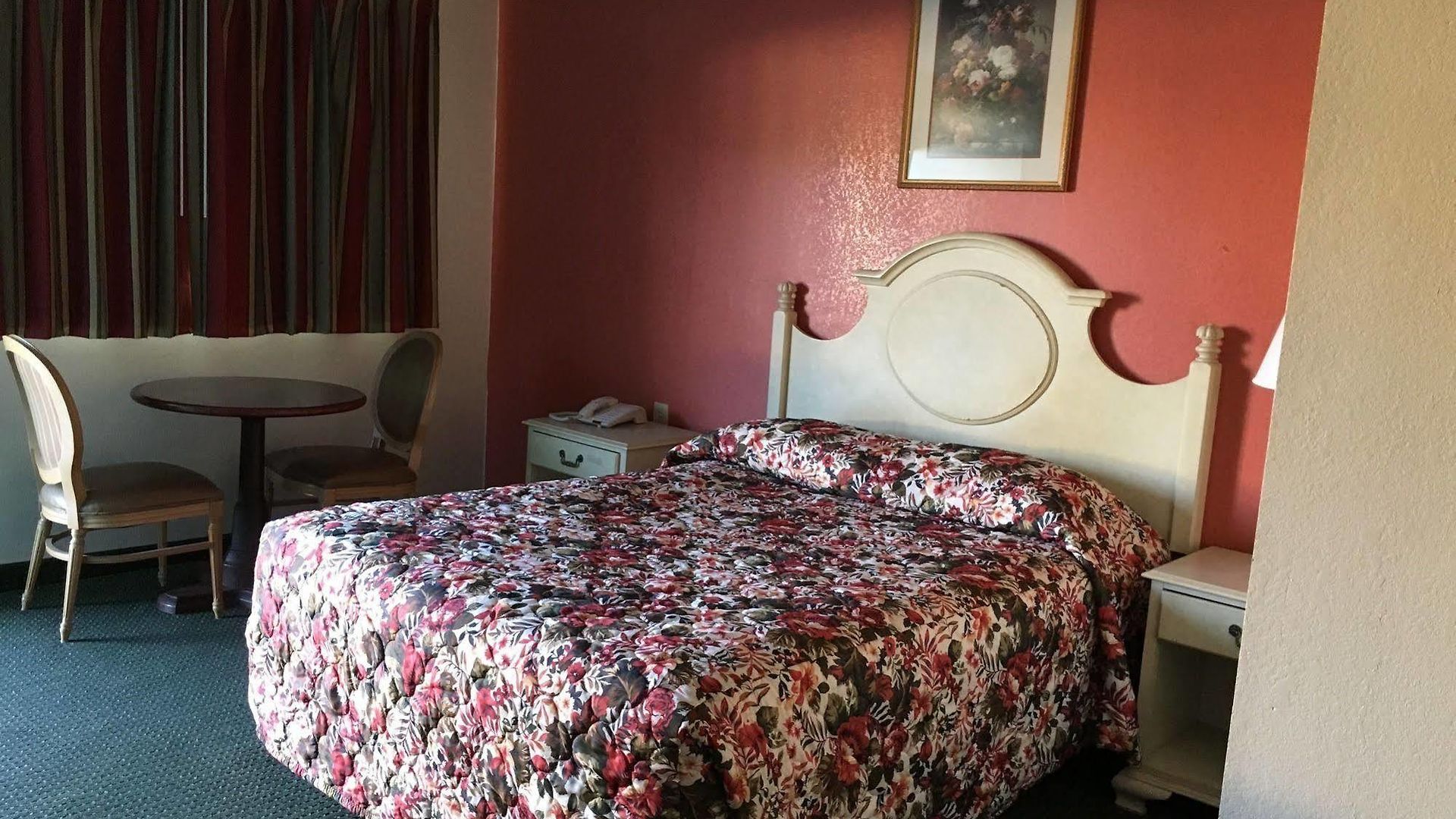 New Orleans Inn *