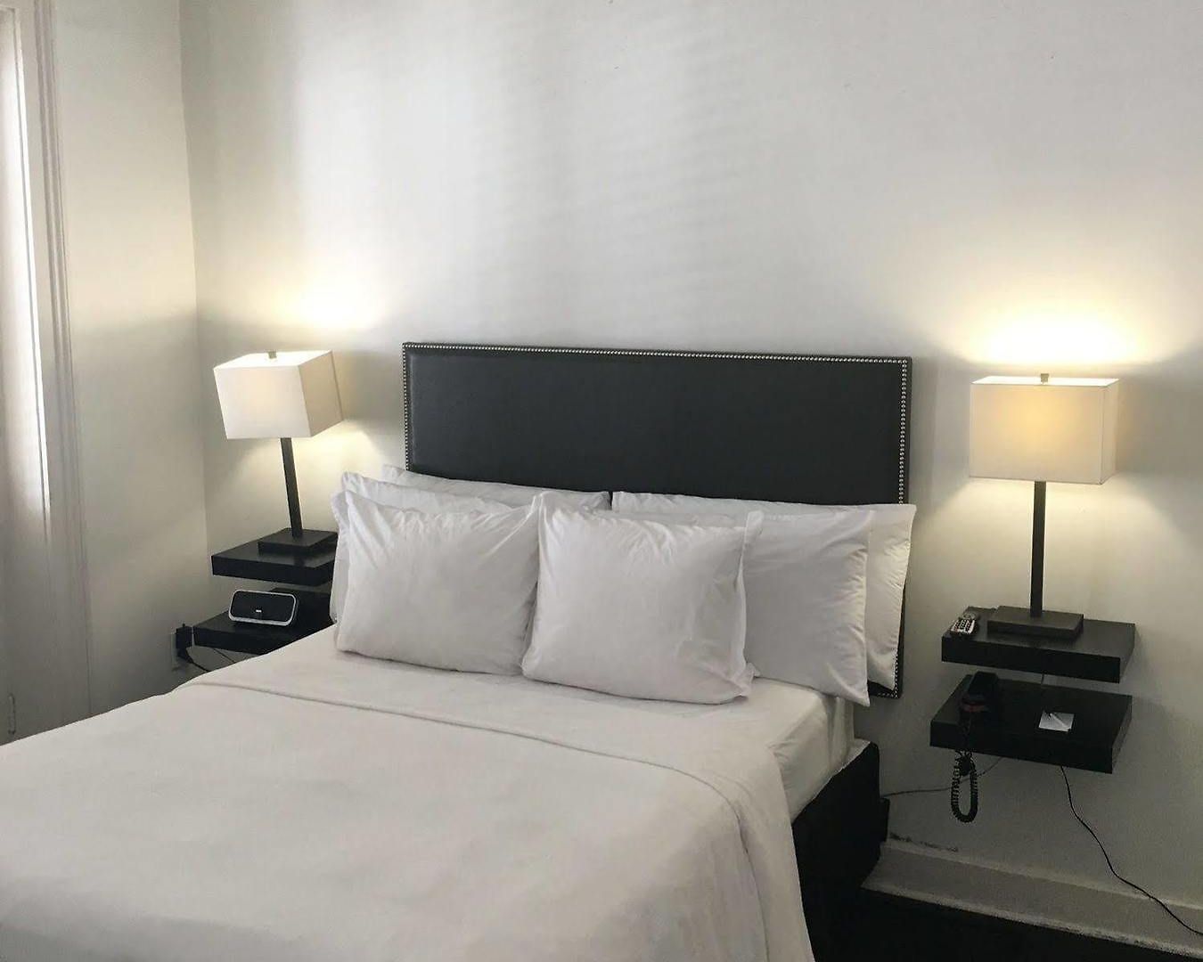St. Helene Hotel 2*