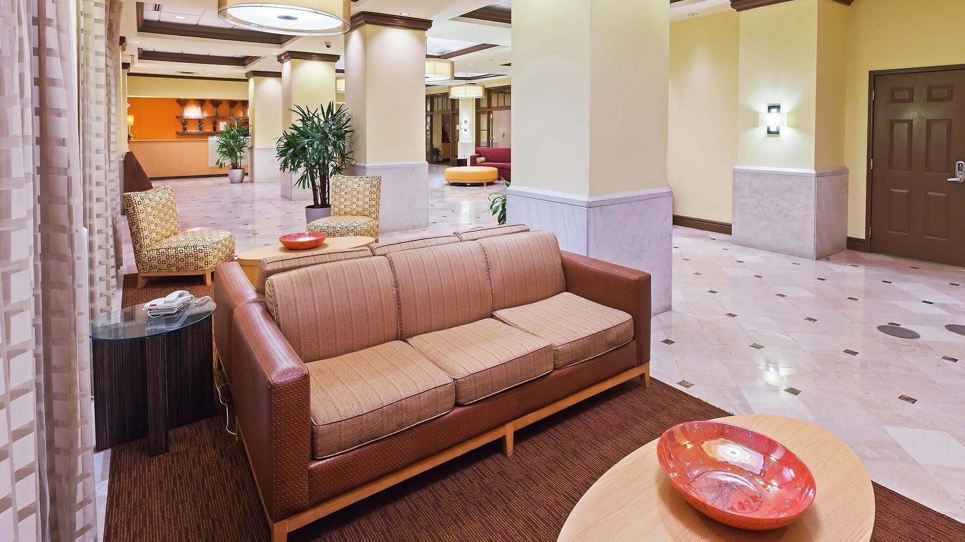 Hotel La Quinta & By Wyndham Downtown