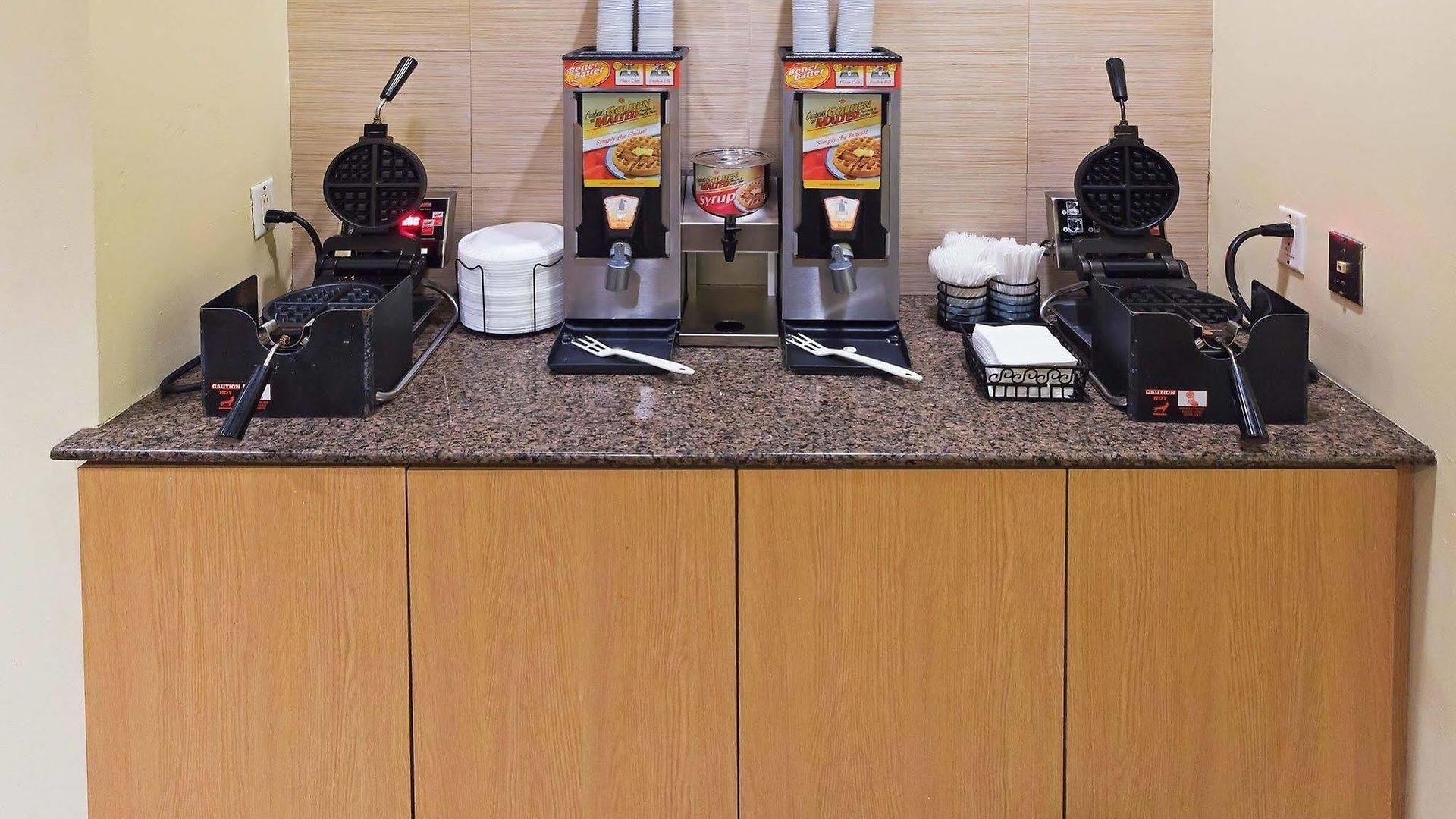 Hotel La Quinta & By Wyndham Downtown 3*