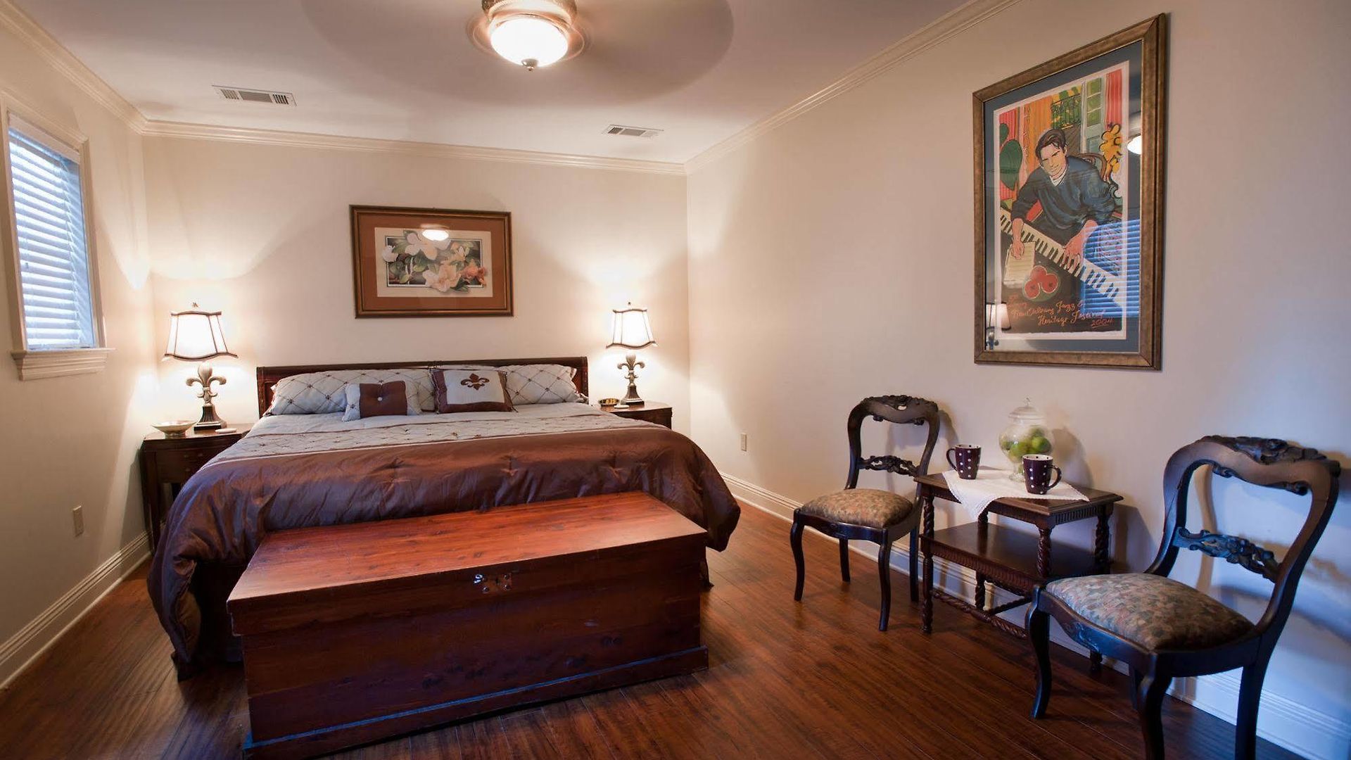 Inn Jazz Quarters