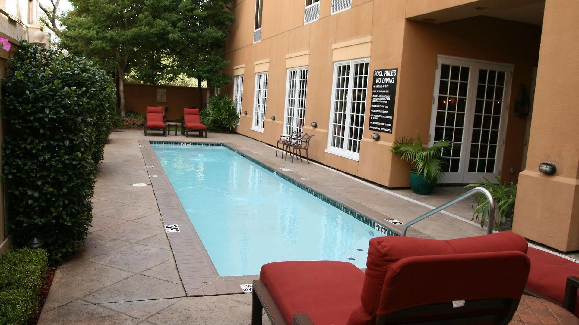 Hampton New Orleans/st.charles Ave 3* New Orleans