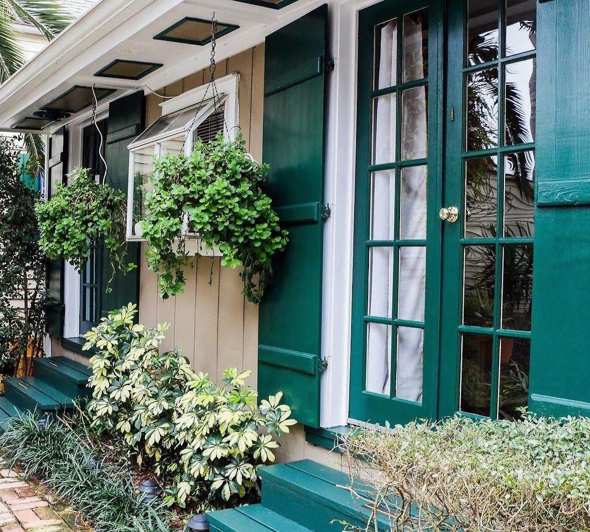 Hotel Lion's New Orleans