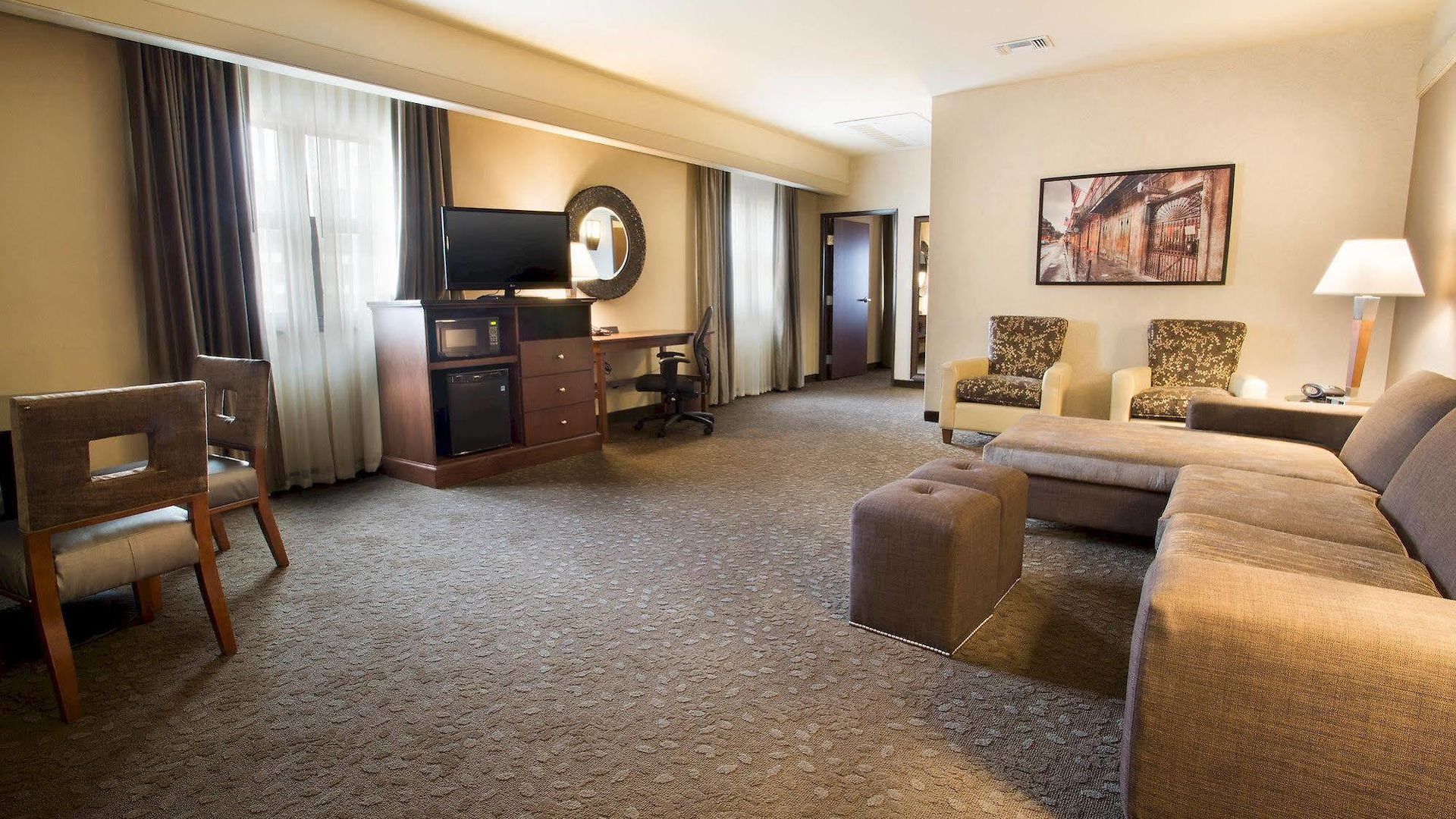Hotel Drury Plaza