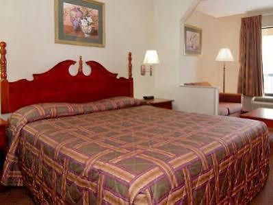 Hotel Rodeway & Gentilly New Orleans