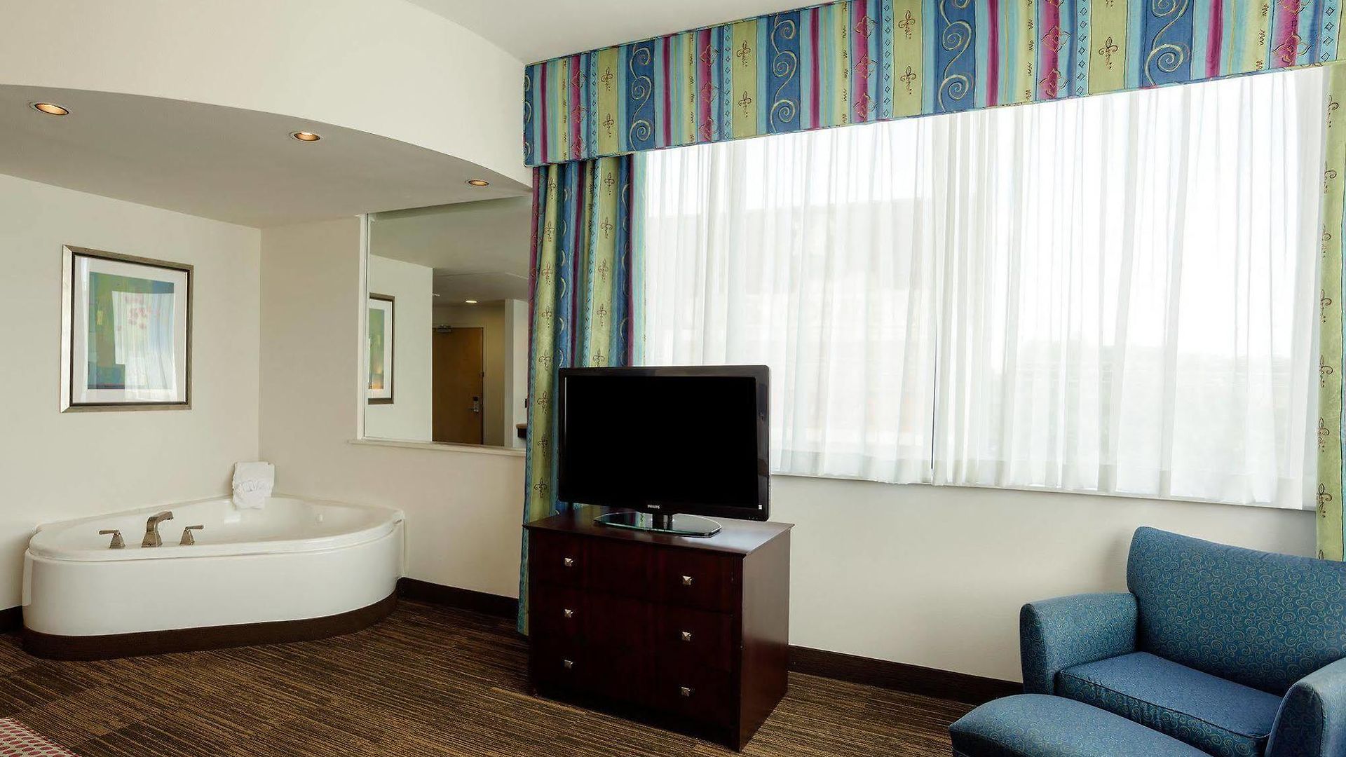 St Charles Coach House, An Ascend Collection Hotel