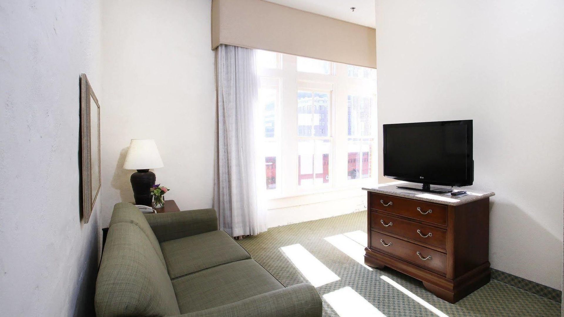 The Eliza Jane, Autograph Collection 4* New Orleans