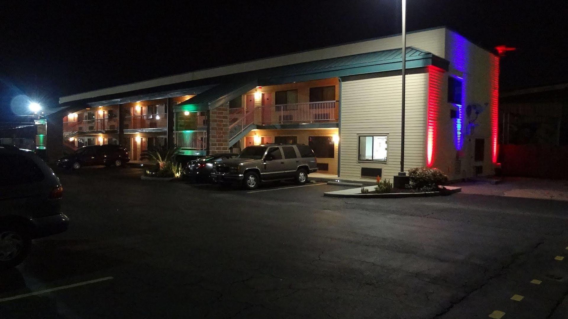 Hotel Nola & 4*