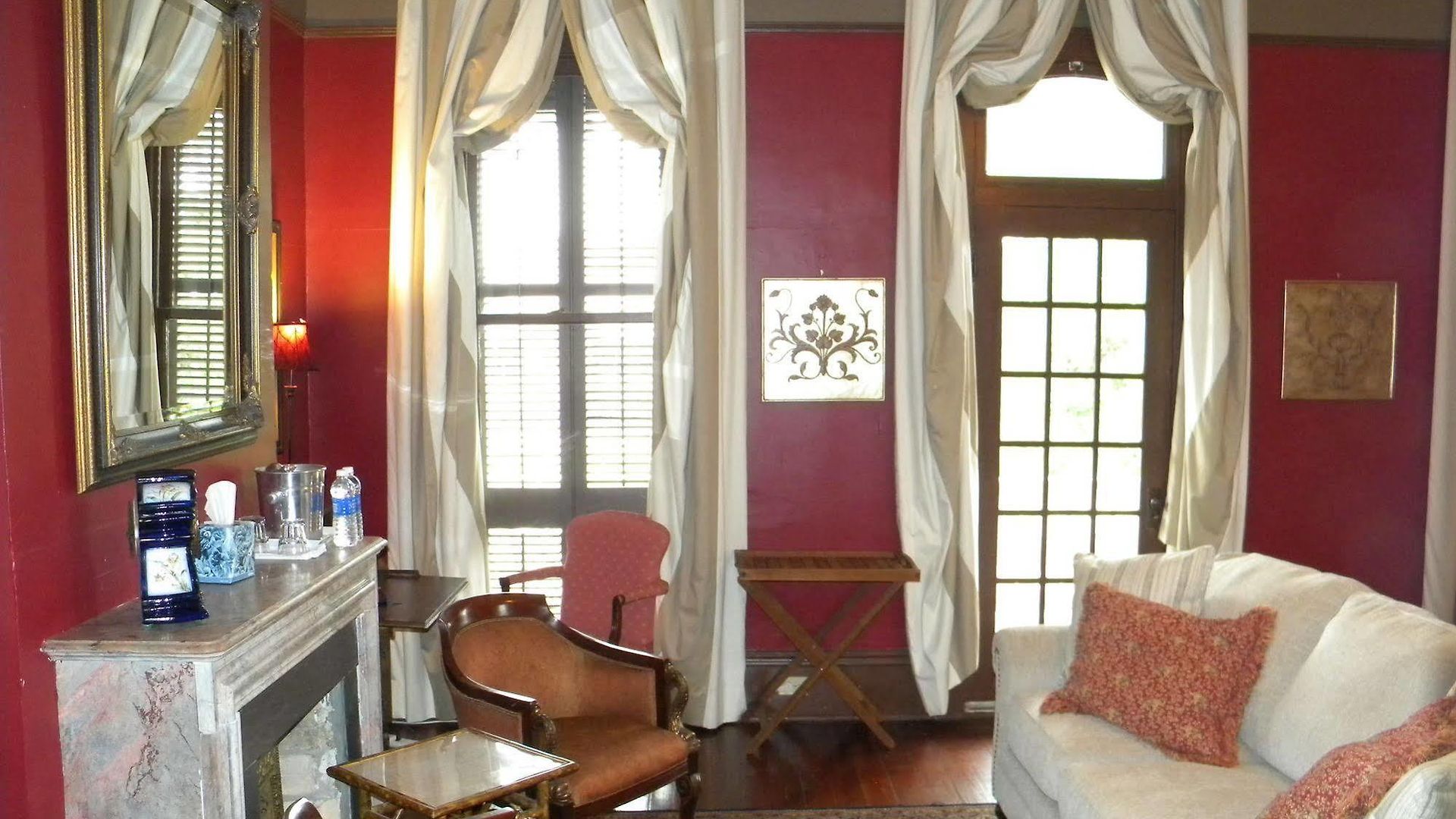 Maison De Macarty New Orleans