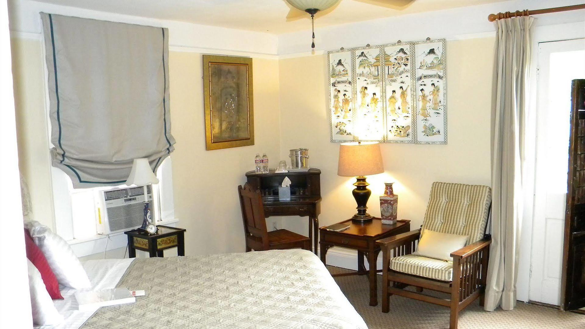 Maison De Macarty Bed & Breakfast 3*
