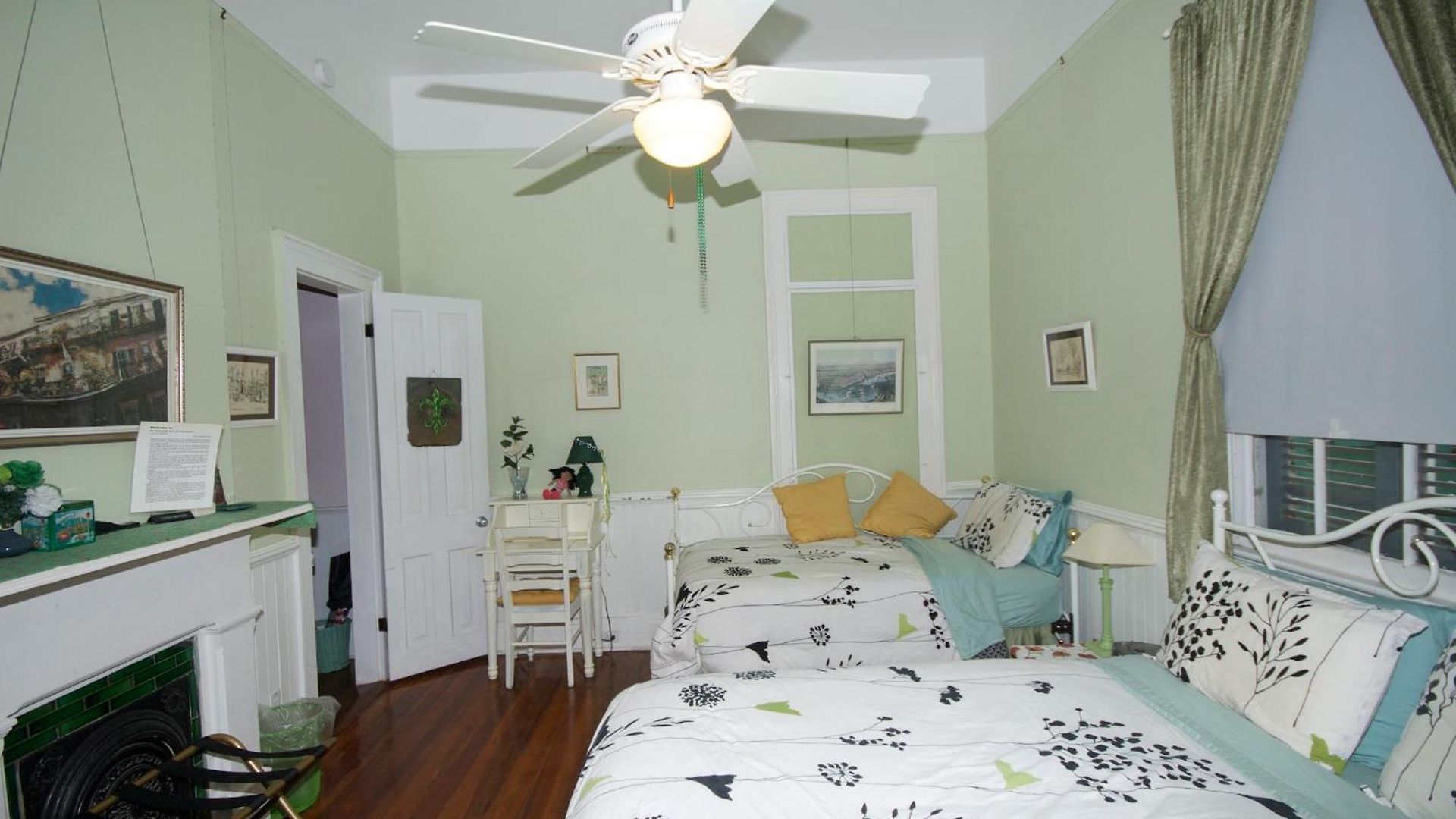 The Burgundy Bed & Breakfast 3*