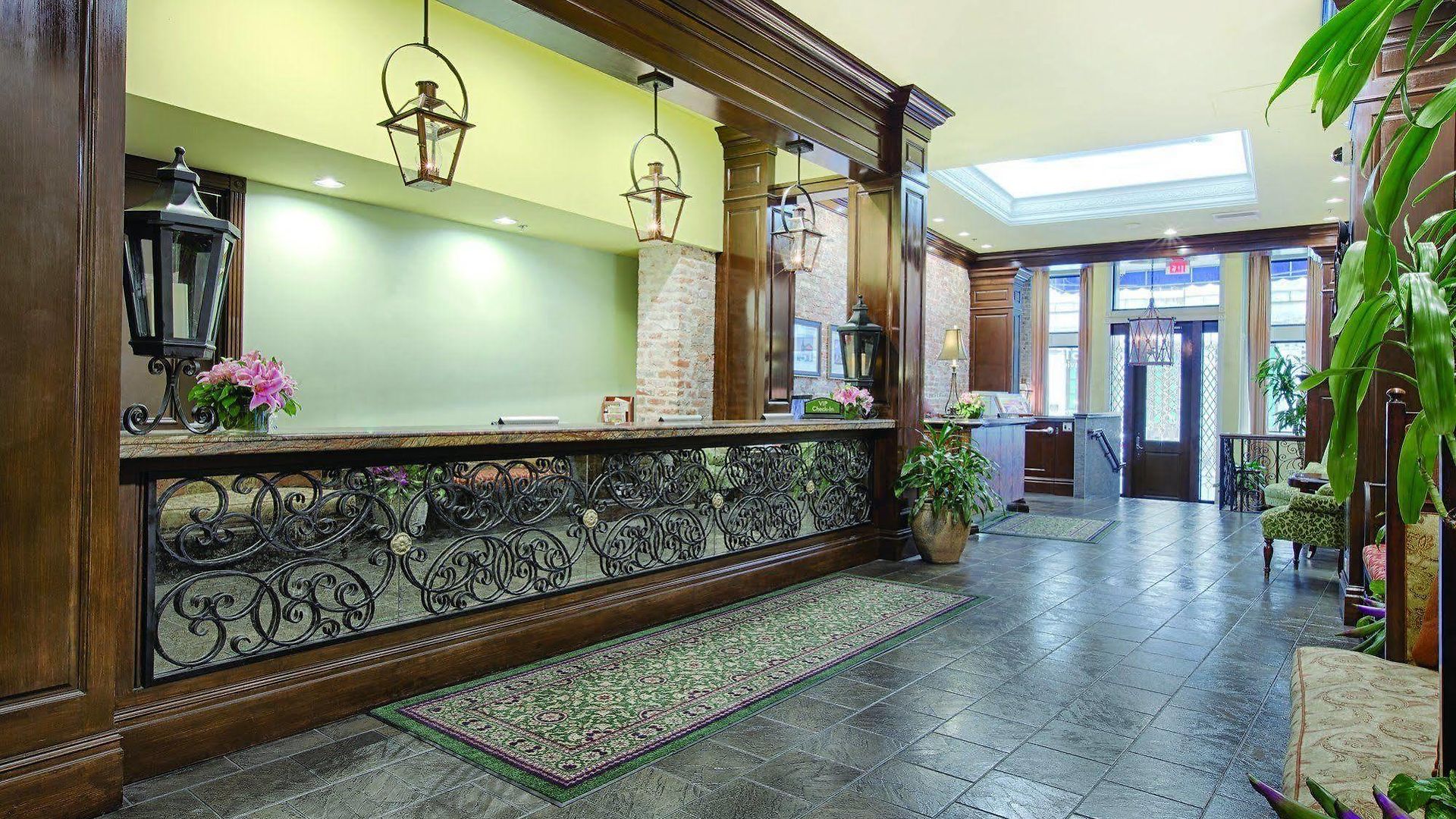 Wyndham Vr La Belle Maison Hotel