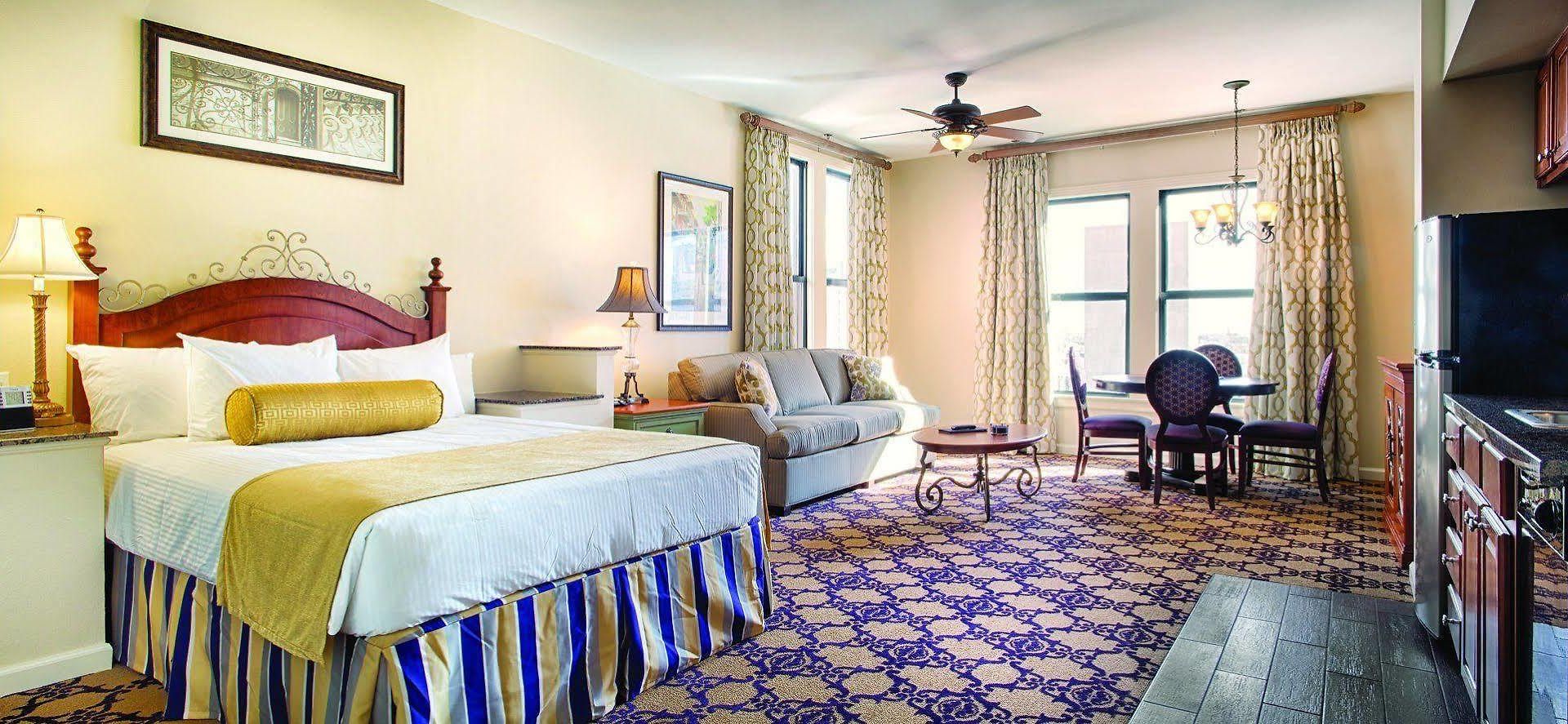 Hotel Wyndham Vr La Belle Maison 3*
