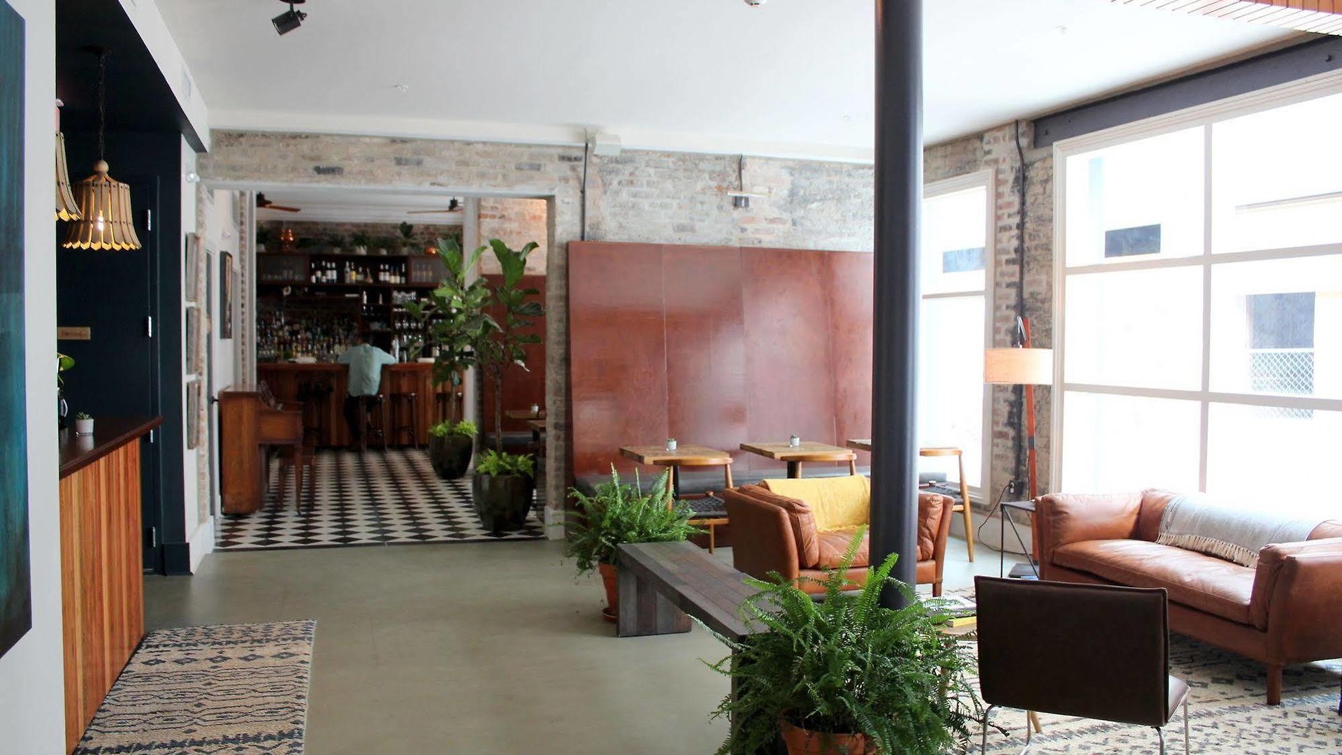 Catahoula Hotel