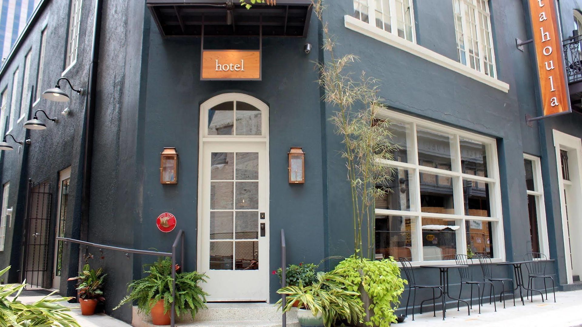 Catahoula 3* New Orleans