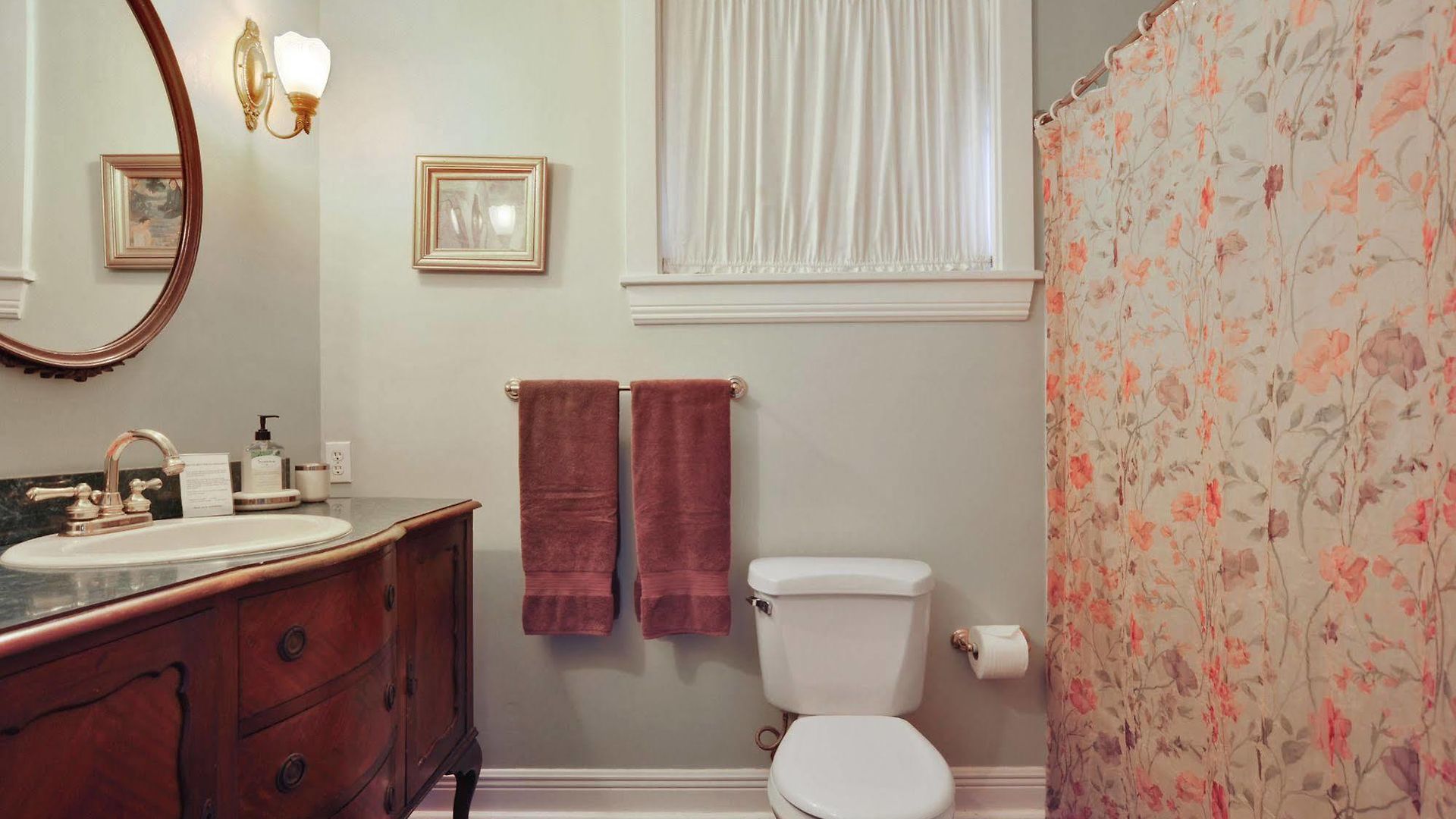 Southern Comfort Bed & Breakfast