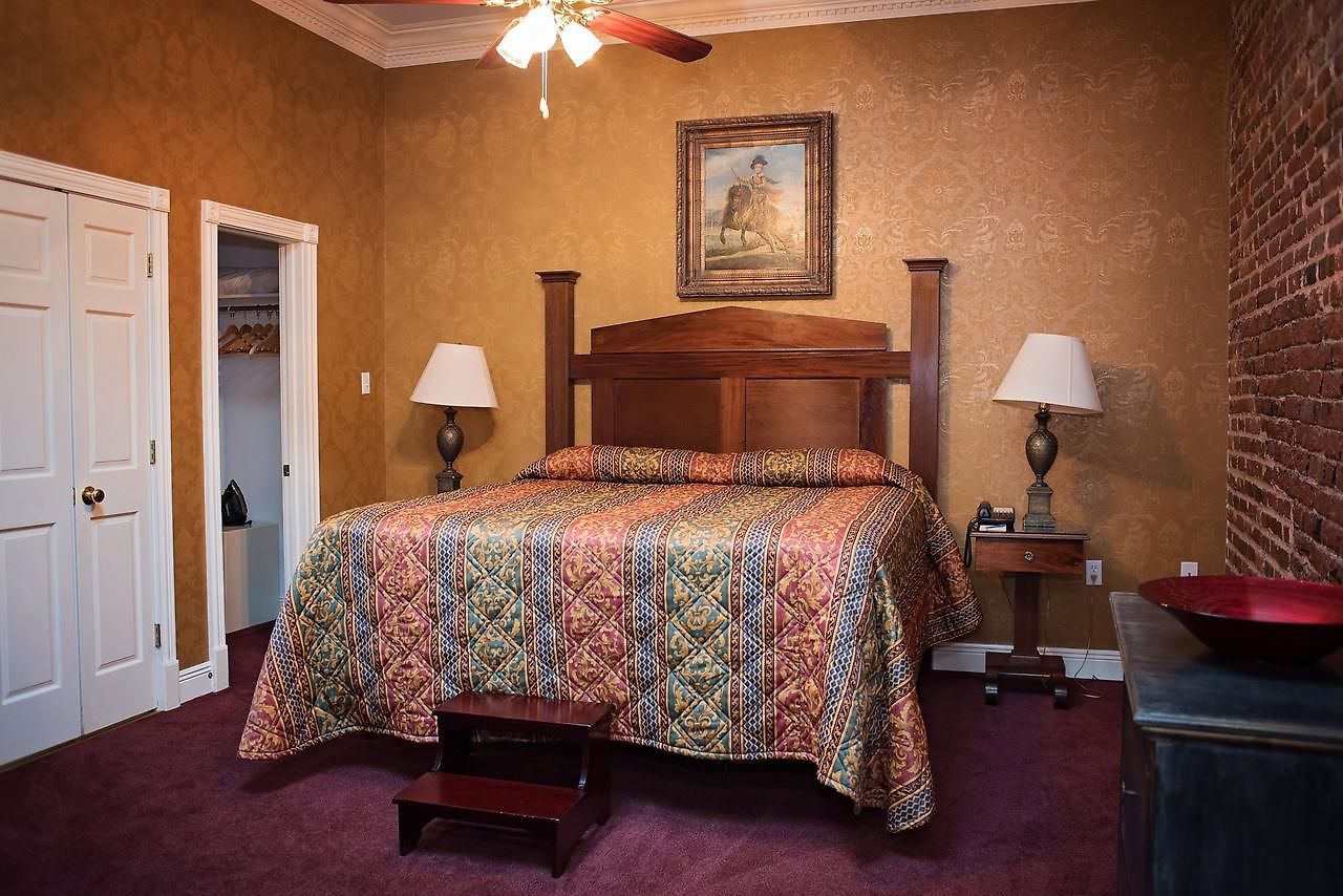 Hotel Quarter House 3*