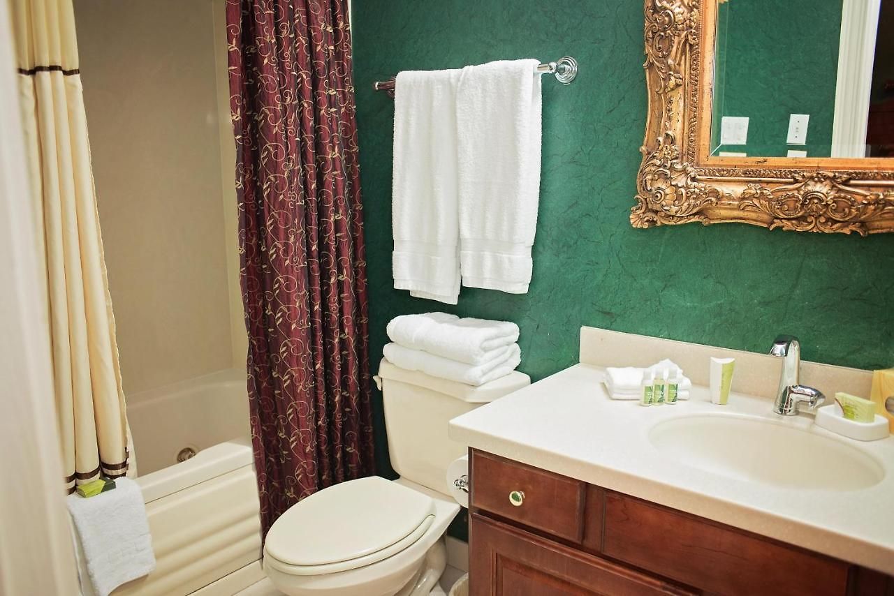 Quarter House Hotel 3*