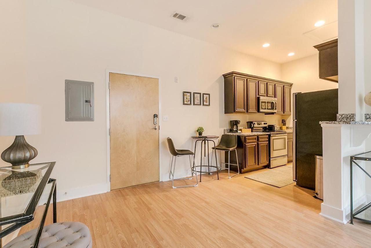 Delightful Arts/warehouse District Suites By Sonder *