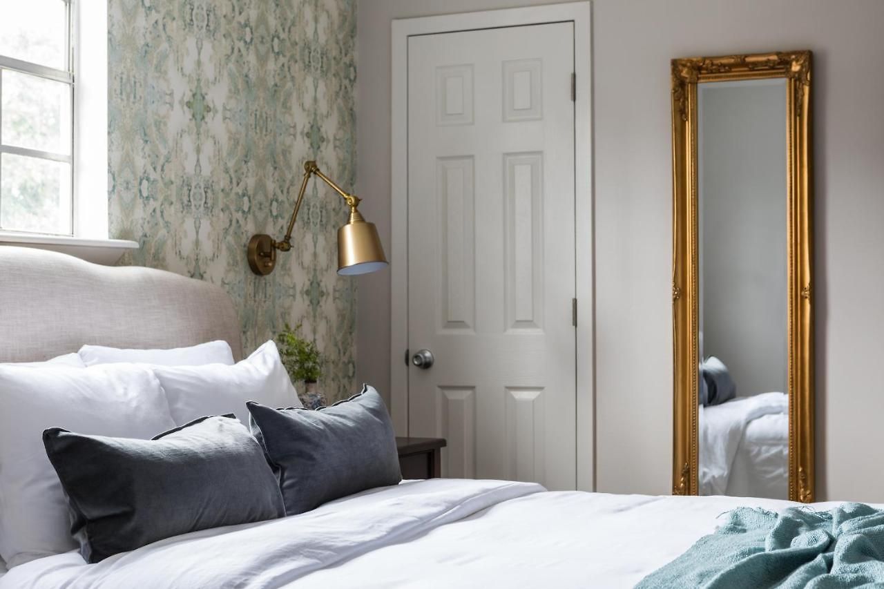 Aparthotel Sonder — Bywater Suites