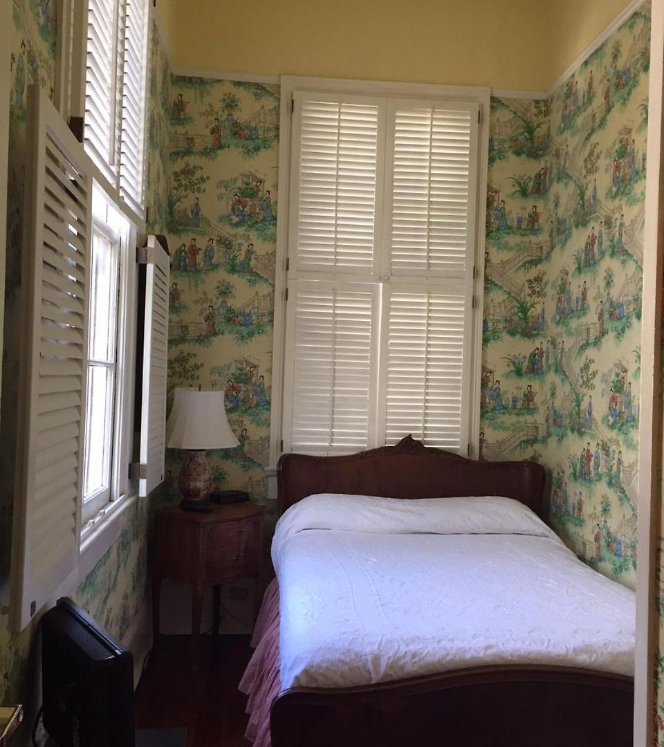 Nine-o-five Royal 3* New Orleans