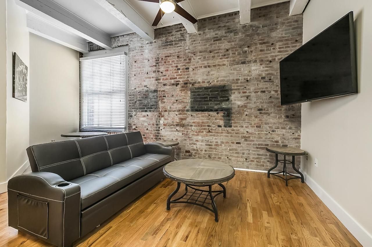 Stunning - Heart Of Nola - Walk Everywhere Apartment New Orleans