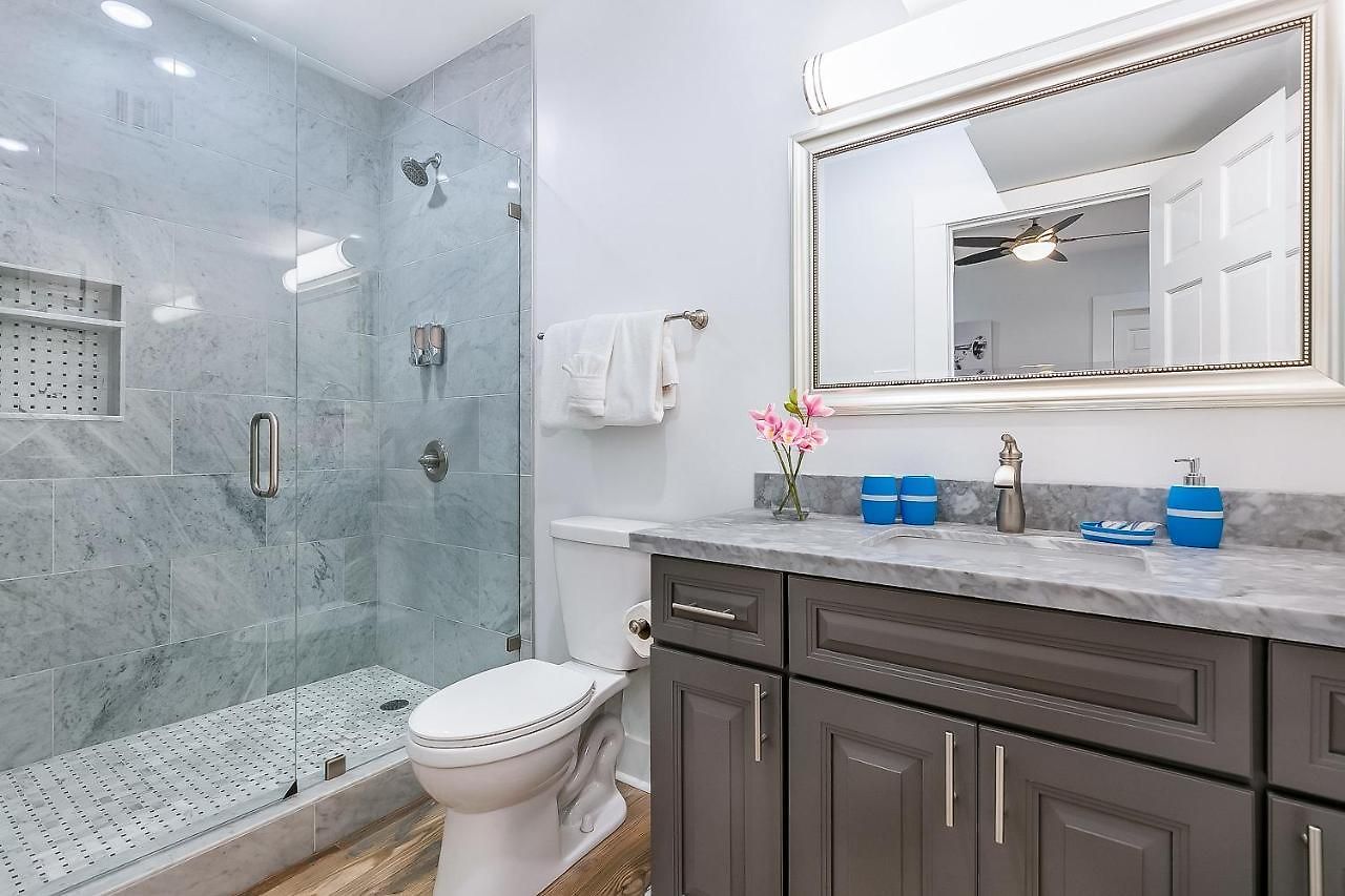 Urban Oasis 4bd House Close To Fq & Hot Spots' Apartment