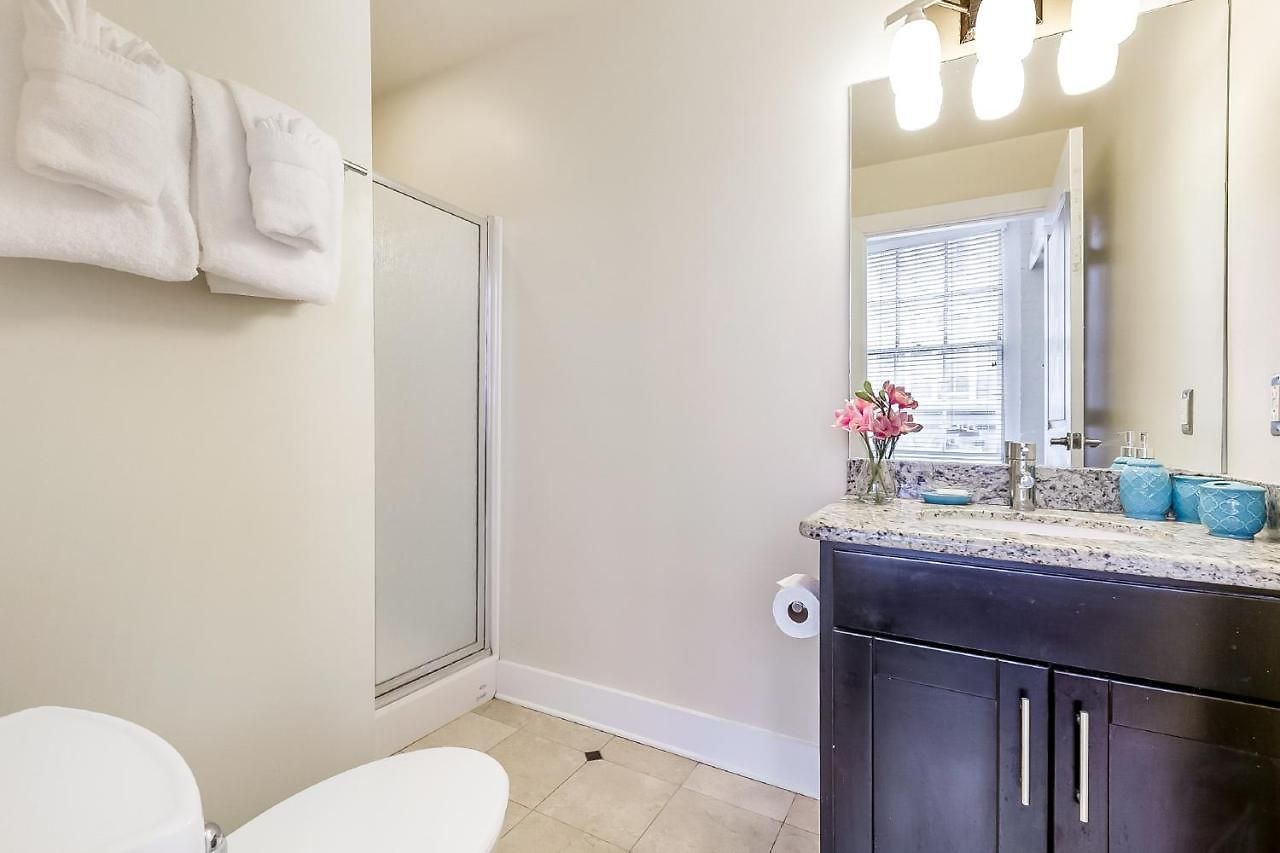 Stunning - Near Fq And Bourbon Aparthotel 4*