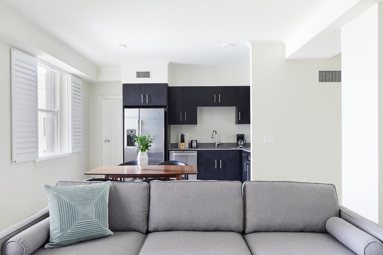 Artsy Canal Street Suites By Sonder New Orleans