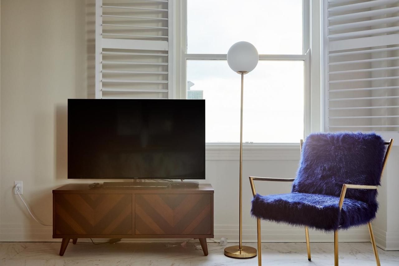 Charming Canal Street Suites By Sonder *