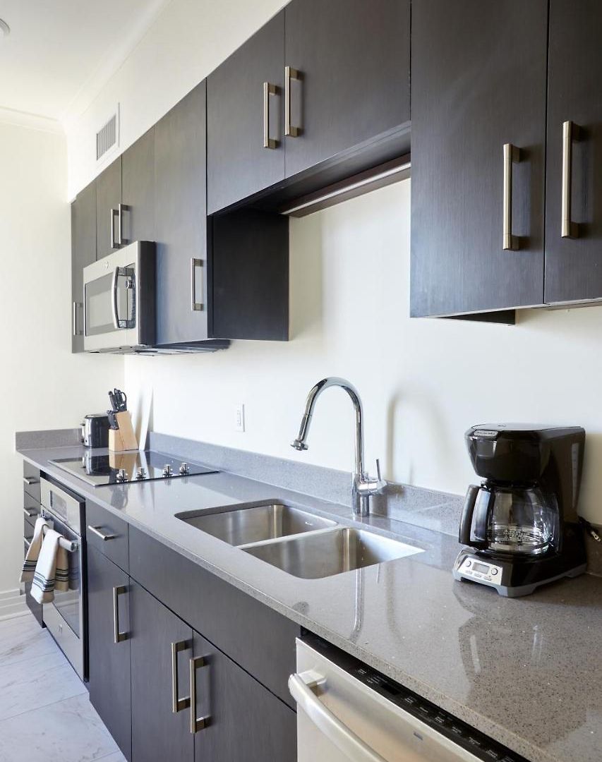 Aparthotel Charming Canal Street Suites By Sonder