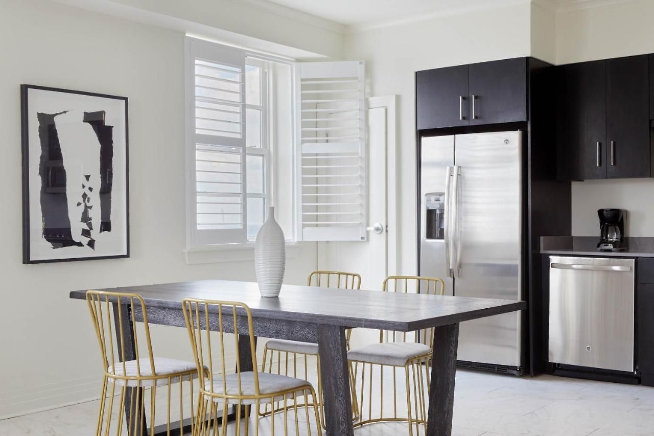 Airy Canal Street Suites By Sonder New Orleans