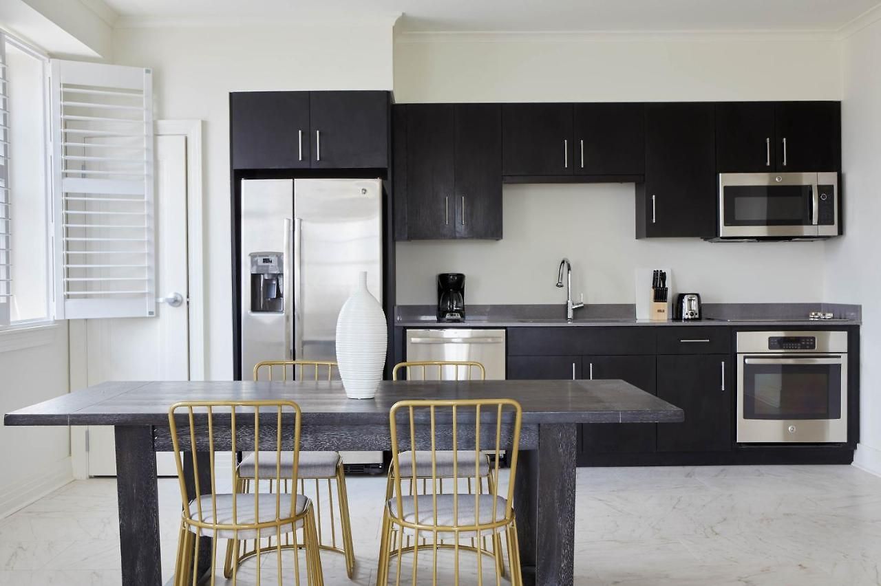 Airy Canal Street Suites By Sonder *