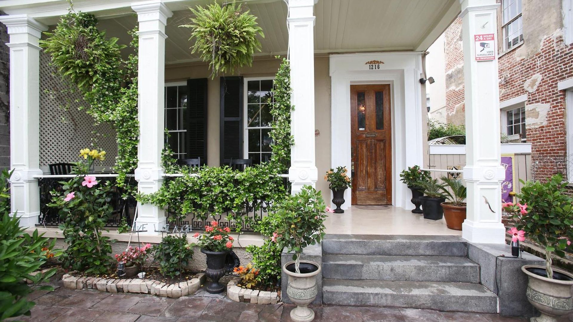 Fleur De Lis Mansion Bed & Breakfast 4*