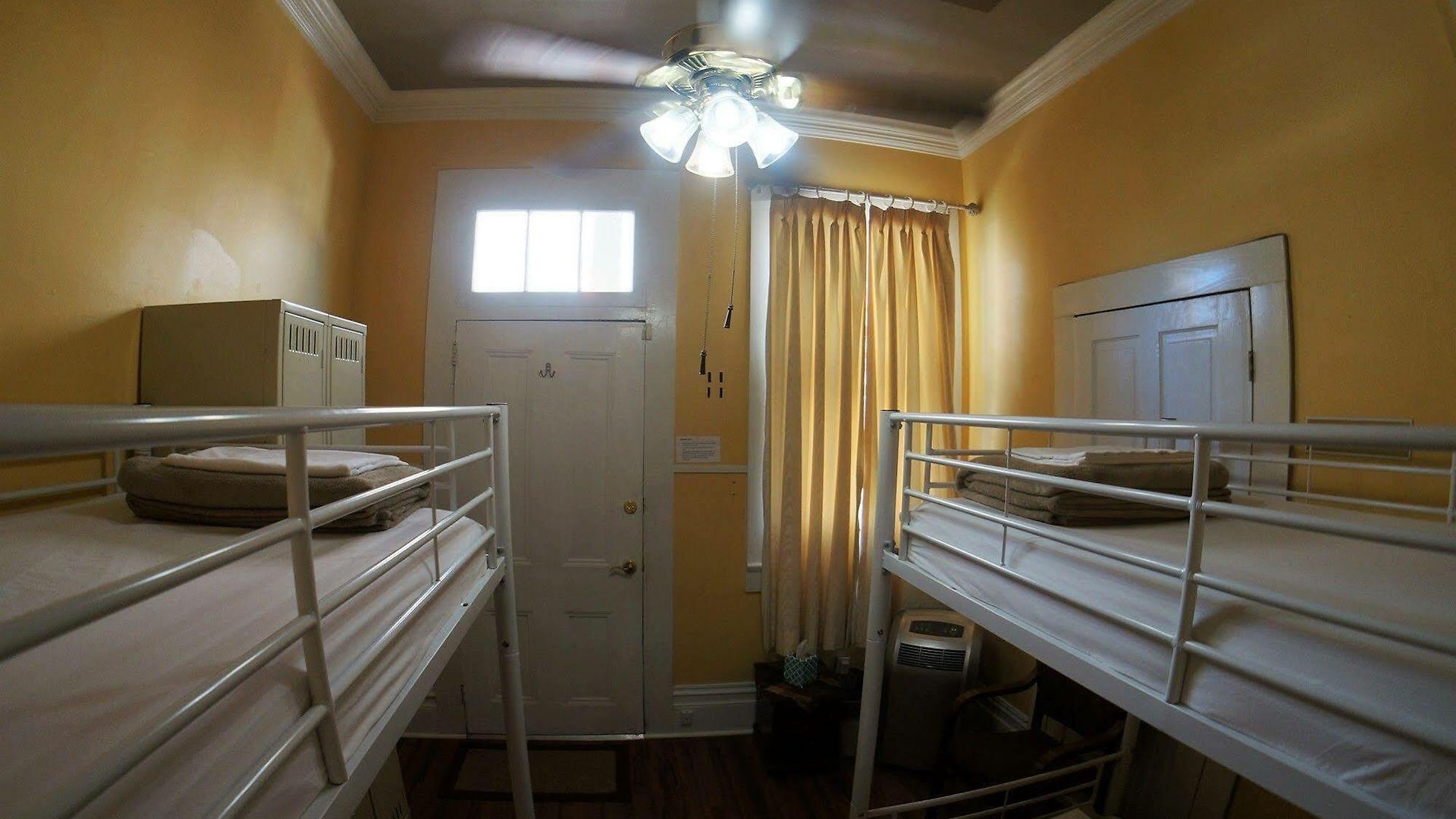Hostel Hostel Auberge Nola New Orleans