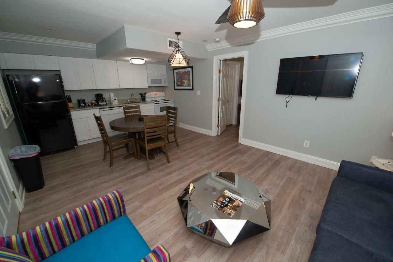 Hotel Frenchmen Orleans At 519, Ascend Collection 3*