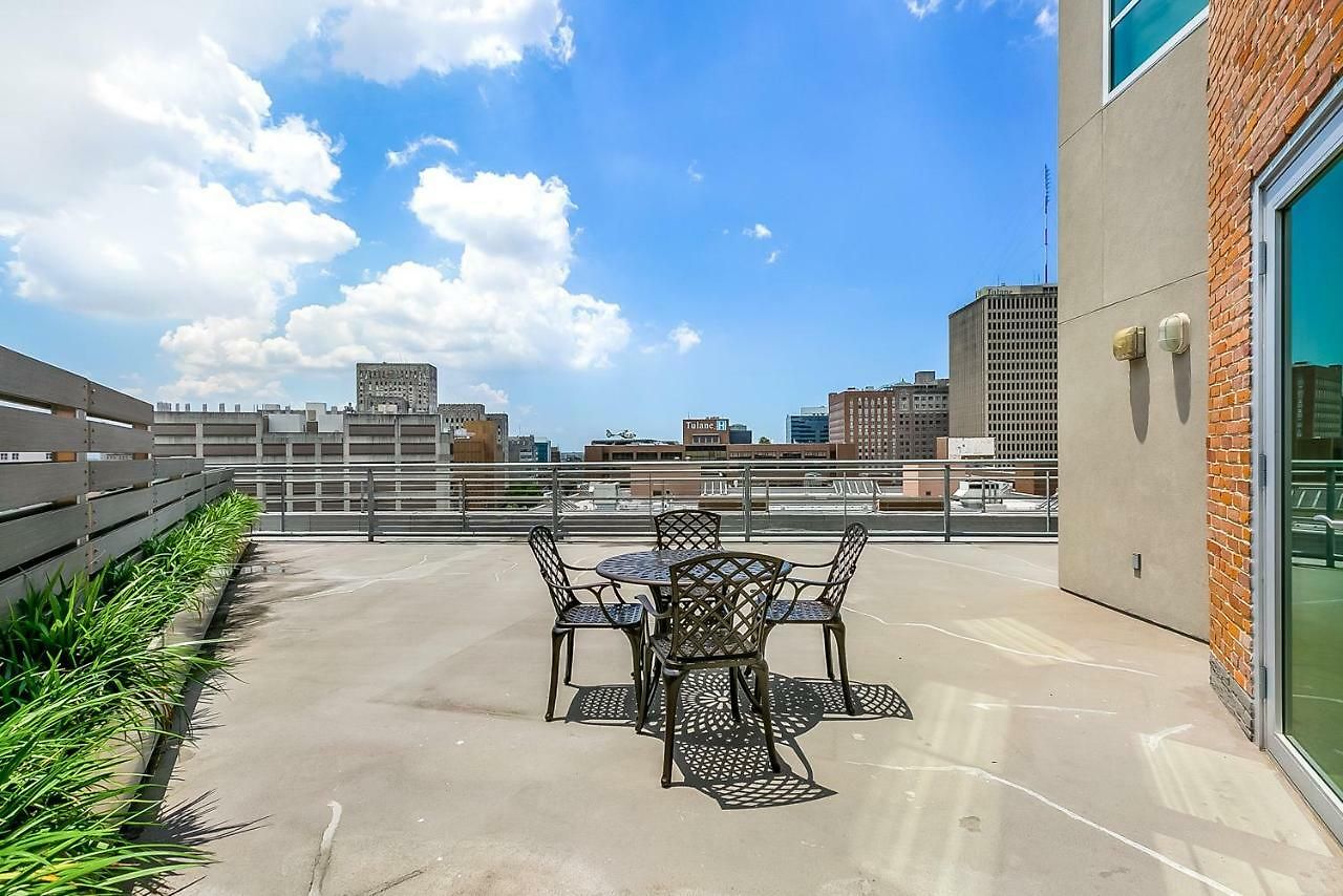 2 Bedroom Elegant In Downtown New Orleans