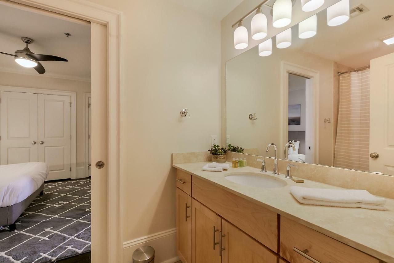 Sonder The Carondelet Aparthotel New Orleans