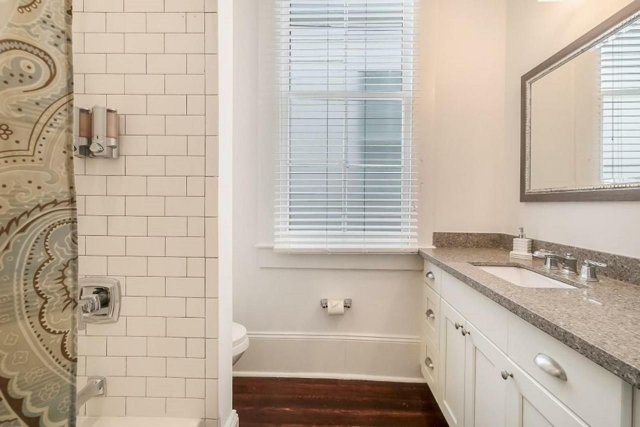 Fabulous With Views Apartment *
