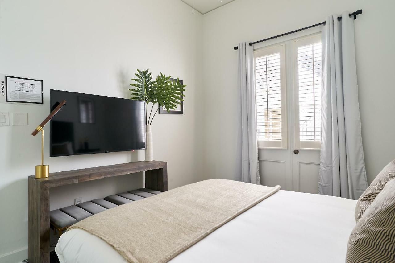 St. Helene Hotel 2*