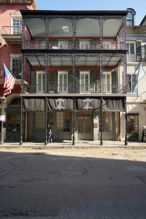 St. Helene Hotel