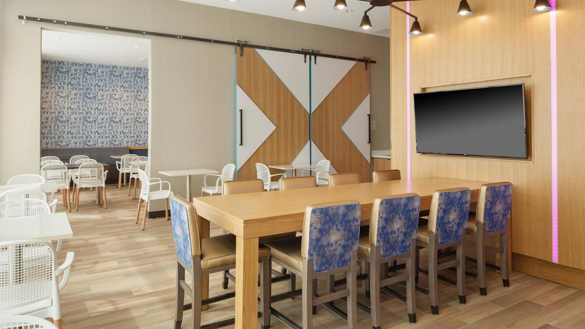 Springhill By Marriott Downtown/canal Street